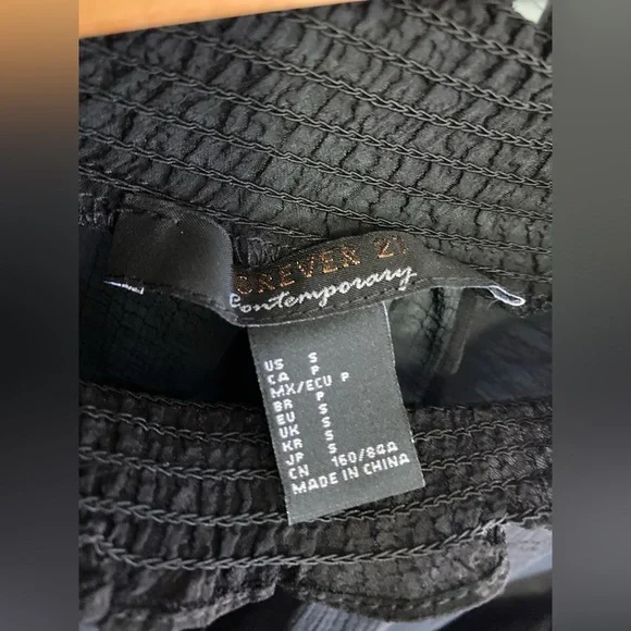 Forever 21 Sheer Black Top Black Small NEW - Picture 5 of 7